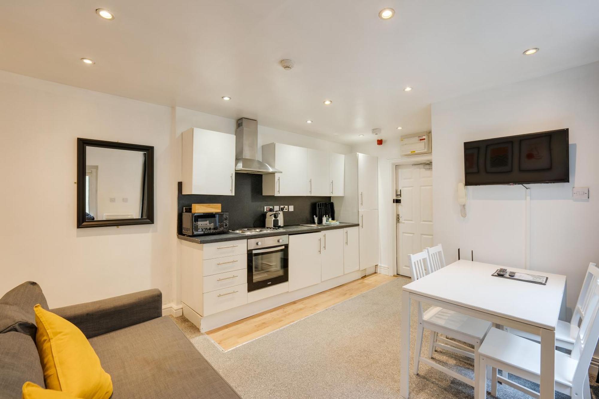 2 Bedroom Aprtmnt For Upto 6 Nr Centre, Uni &Parks Cardiff Exteriör bild