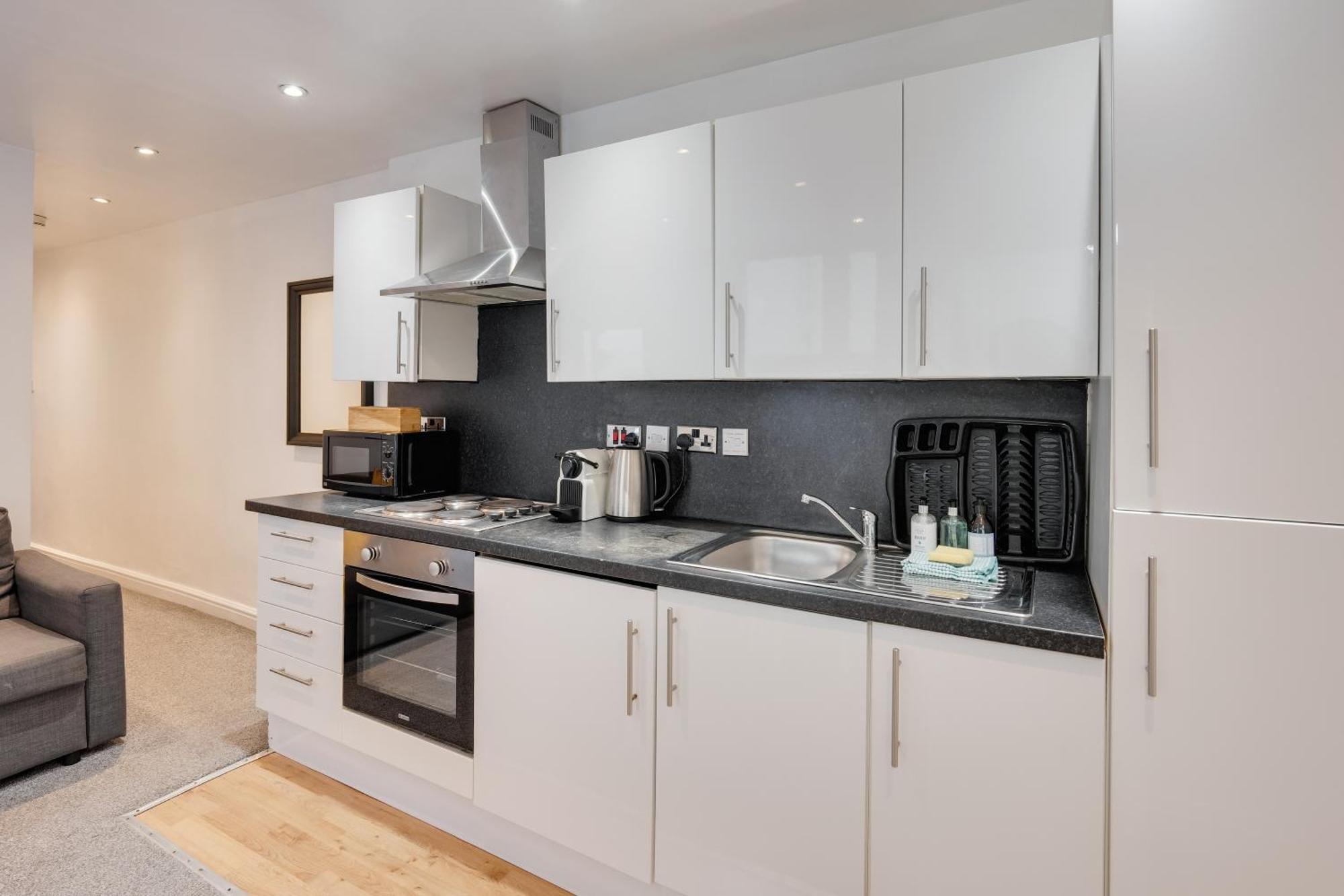 2 Bedroom Aprtmnt For Upto 6 Nr Centre, Uni &Parks Cardiff Exteriör bild