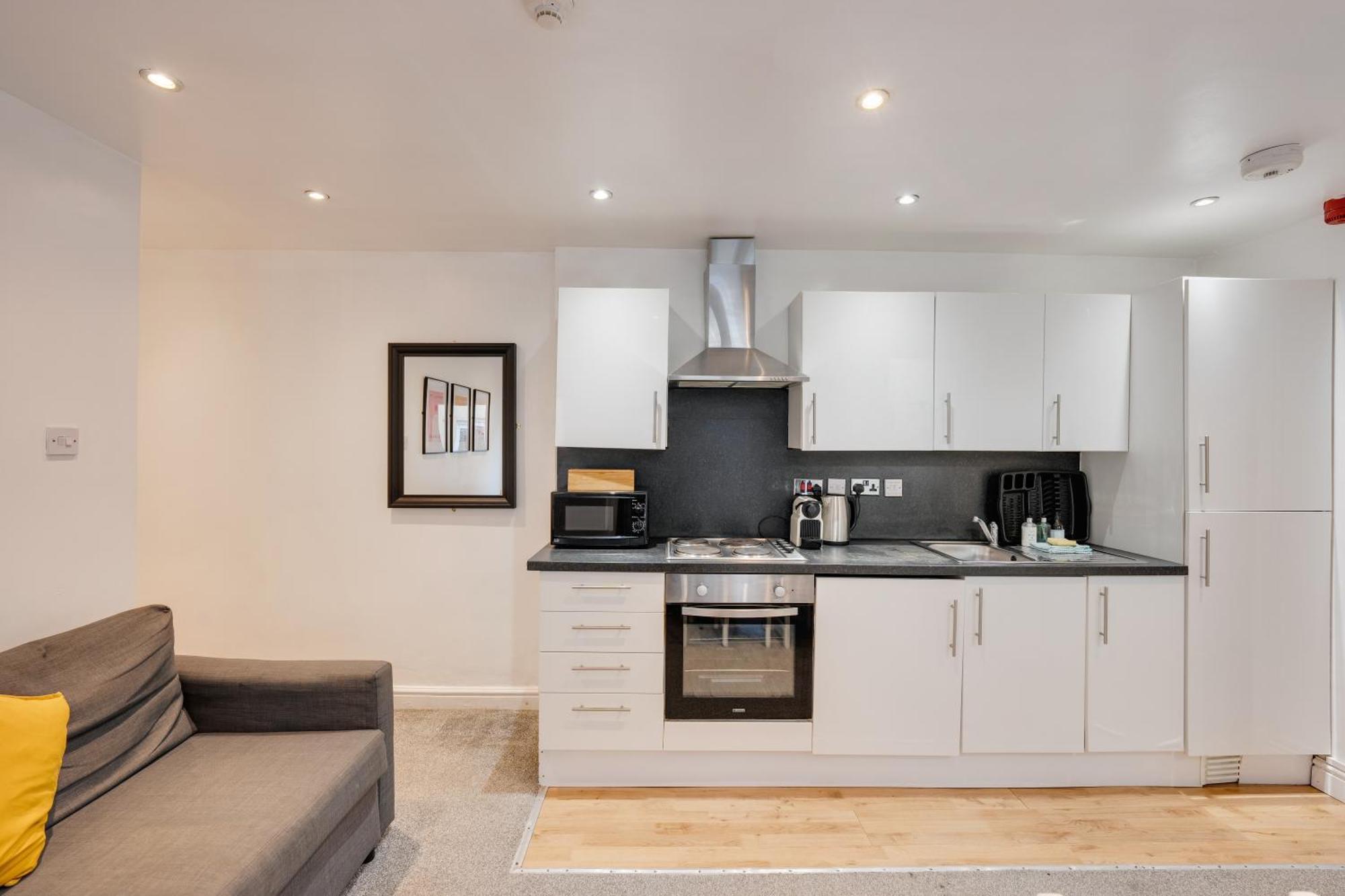 2 Bedroom Aprtmnt For Upto 6 Nr Centre, Uni &Parks Cardiff Exteriör bild